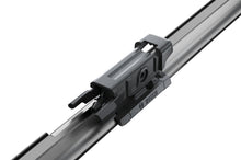 Laden Sie das Bild in den Galerie-Viewer, Bosch Aerotwin Jet Blade A001J