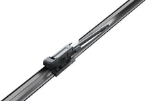 Laden Sie das Bild in den Galerie-Viewer, Bosch Aerotwin Jet Blade A002J